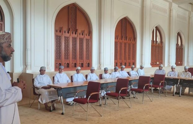 محاضرة حول الذكاء الاصطناعي بمكتبة جامع السلطان قابوس بنزوى
